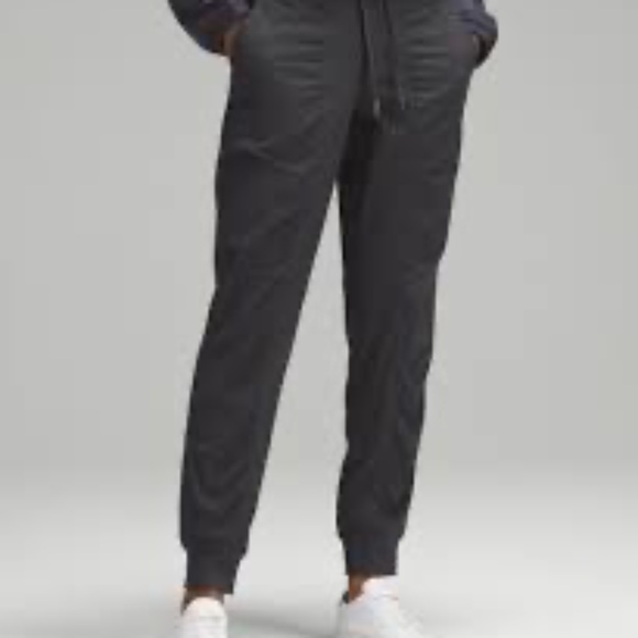 lulu dance studio joggers - Picture 1 of 3